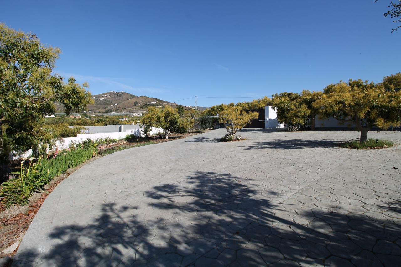Villa El Crucero With Pool And Jacuzzi Spainsunrentals 1035 Nerja Exterior foto